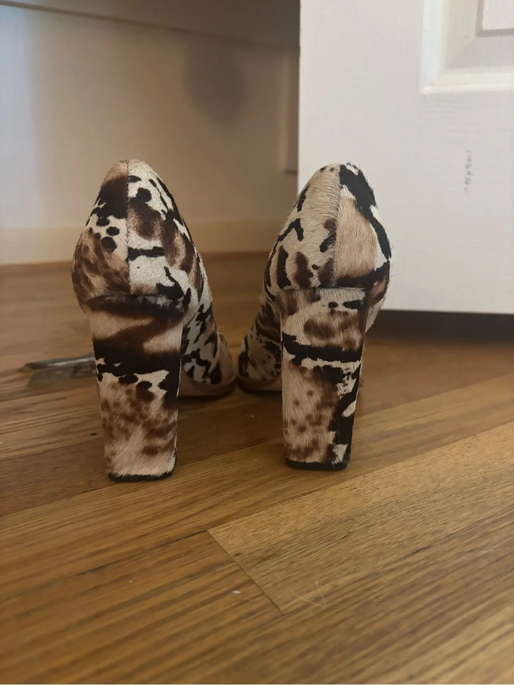 Animal Print Block Heel Pumps in Brown